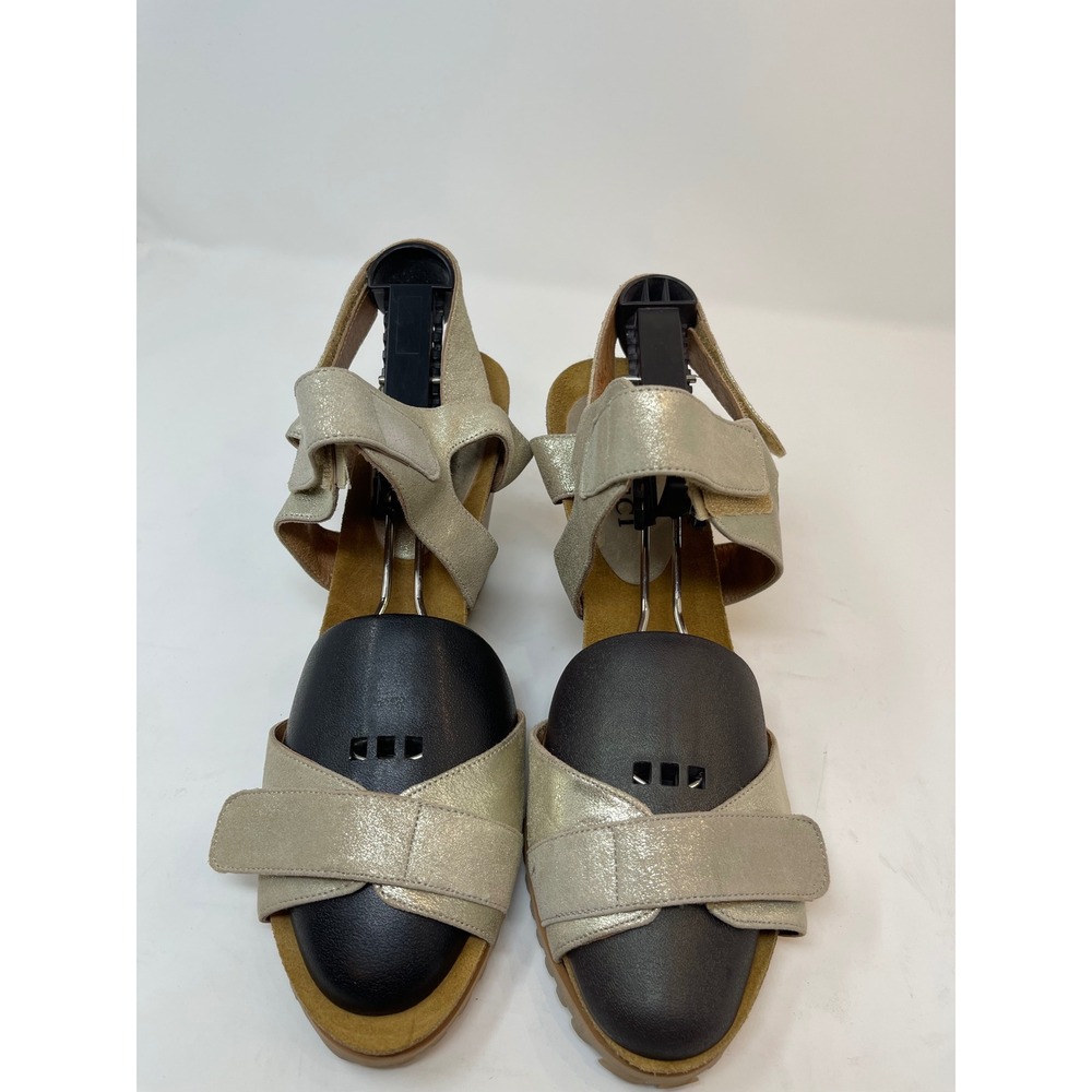 Sesto Meucci Wedge Sandals Women Size 8.5‎ Gold Excellent Metallic Strappy Shoes